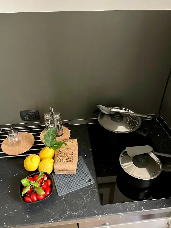 Fiorentine Relais Napoli 0*,  Italia